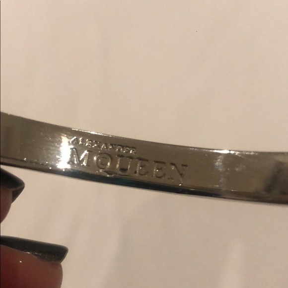 Alexander McQueen bangle , perfect condition - Picture 3 of 3